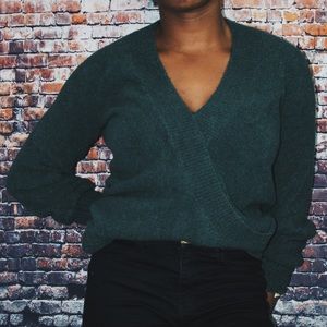 🌹LOFT Deep V-Neck Sweater